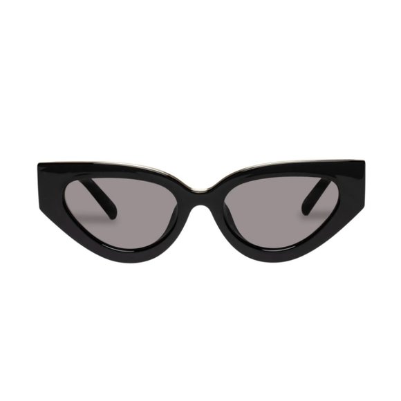 Le Specs Accessories - NWOT Le Specs Aphrodite Black Sunglasses